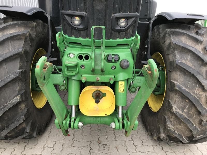 John Deere 6250R m/Frontlift og Front-PTO Front PTO. Front lift. Ultimate E