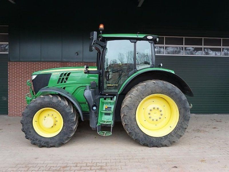 John Deere 6215R Front PTO. Front Lift. Premium Edition. GPS. StarFire 3000