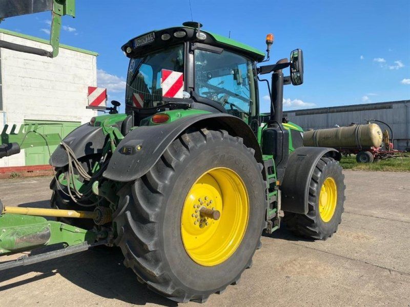 John Deere 6230R Premium Edition m Frontlift GPS Starfire 6000. Command Pro