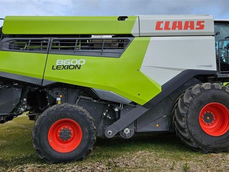Claas Lion 8600 4WD VI GIVER 50 TIMERS HØSTGARANTI I DK !!! 4WD. INC