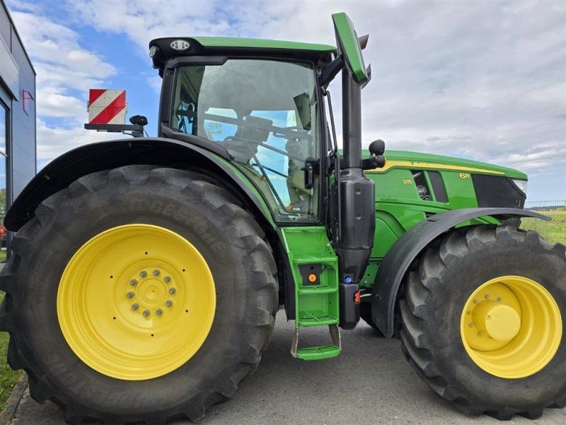 John Deere 6R 215 Vi giver 50 timers reklamationsret i Danmark!!! Front PTO
