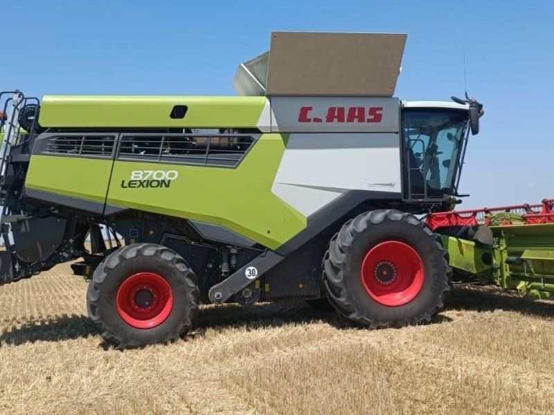 Claas Lion 8700 INCL Vario 1080 skærebord. 5 x CEMOS! Meget ud