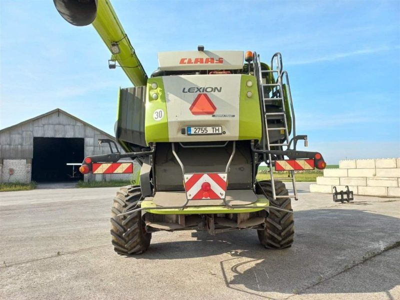 Claas LION 780 TT Incl. Skærebord V1200. Med de helt bredde bælter.