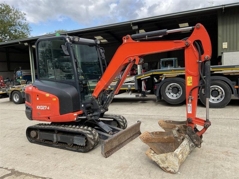 Kubota kx027-4 3 skovle. Ring til Ulrik på 40255544. Jeg snakker Jysk,