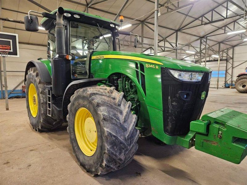 John Deere 8345R Velholdt 1 ejers  med StarFire 3000. AutoTrack. Tvi