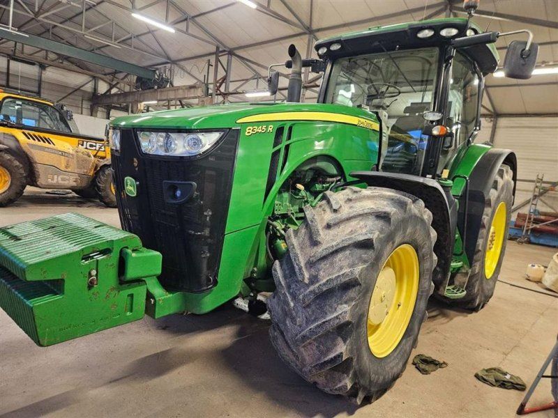 John Deere 8345R Velholdt 1 ejers  med StarFire 3000. AutoTrack. Tvi
