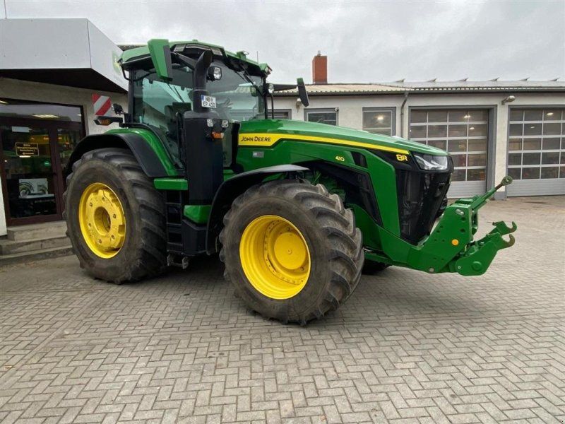 John Deere 8R410 eAutoPowr™. 1.275 timer. Ring til Ulrik for mere info på 4