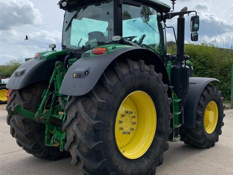 John Deere 6215R Command Arm. Premium og Comfort pakke. Ring til Ulrik for