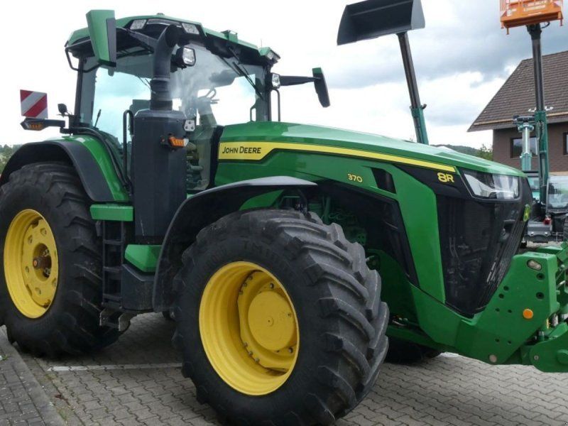 John Deere 8R370 IVT AutoPower. Premium Actiion 3,0 CommandCenter 4600.
