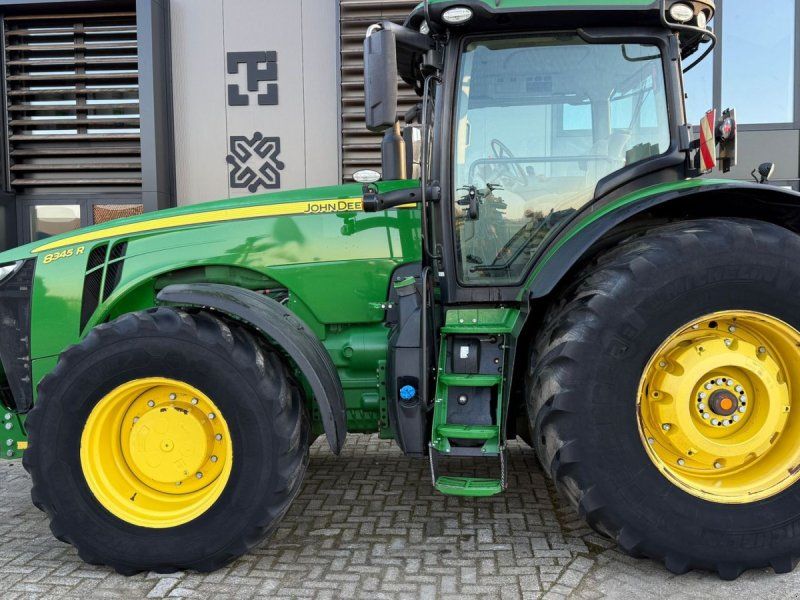 John Deere 8345R  Med FRONT PTO. GPS / AutoTrac klar. Ultimate Edition