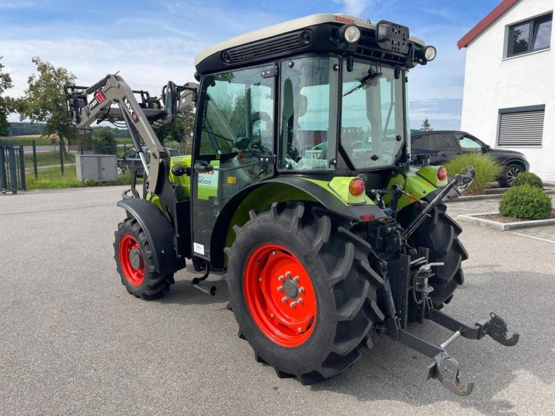 Claas Nexos 210  Frontlader, Frontzapfwelle
