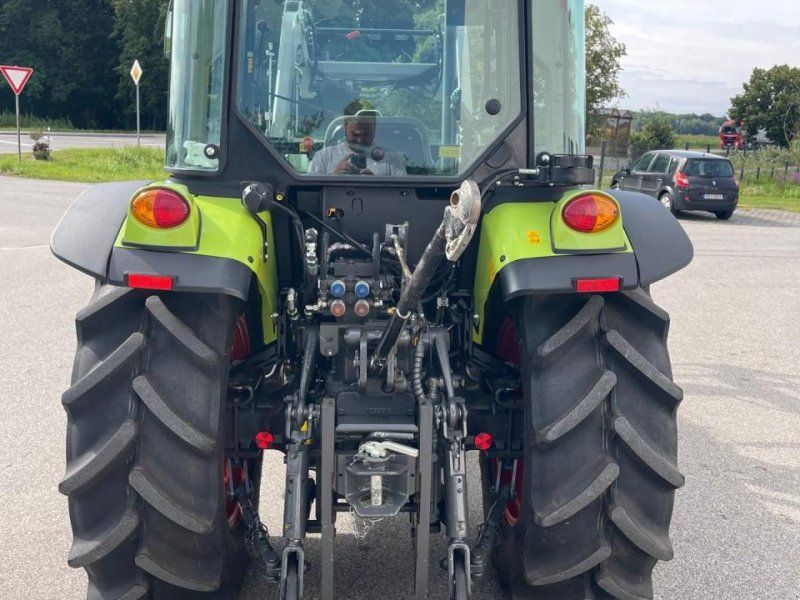 Claas Nexos 210  Frontlader, Frontzapfwelle