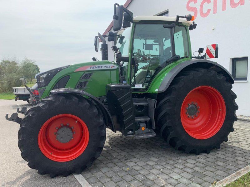 Fendt 724 Vario Power Plus mit GPS