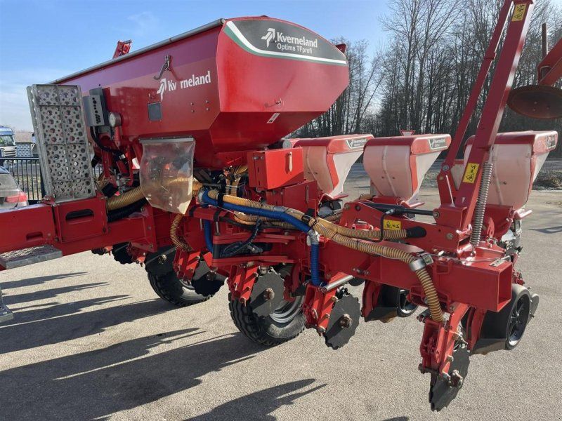 Kverneland Optima TF Profi 2, 8-reihig, mechanischer Antrieb