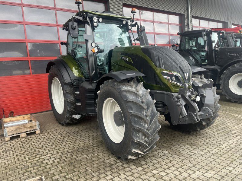 Valtra T 175Aktiv Forst