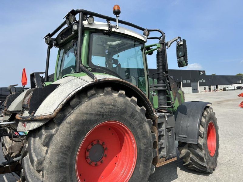 Fendt 828 VARIO SCR