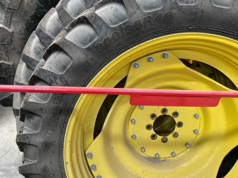 Alliance Row Crop  300/95R46