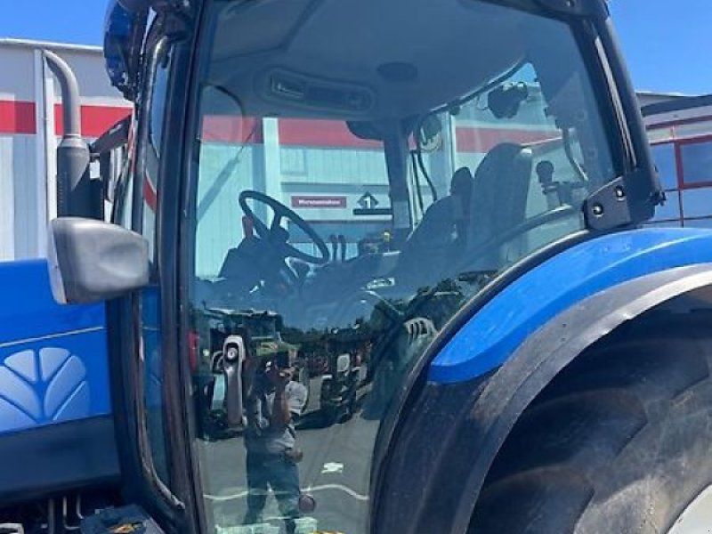 New Holland TSA 135