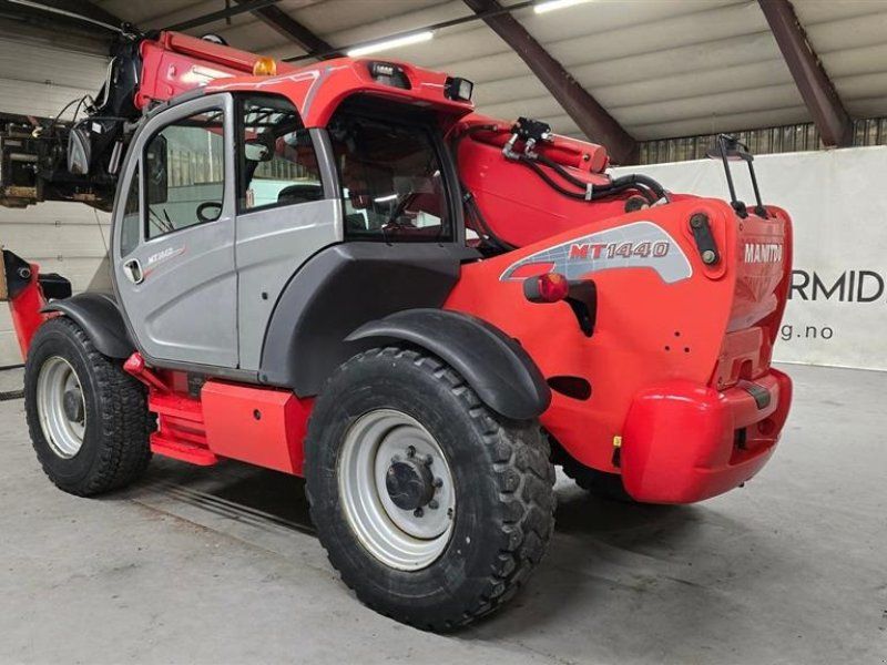 Manitou MT 1440 #God Stand