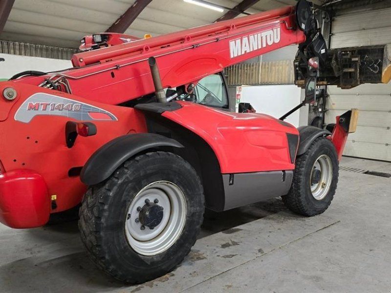 Manitou MT 1440 #God Stand
