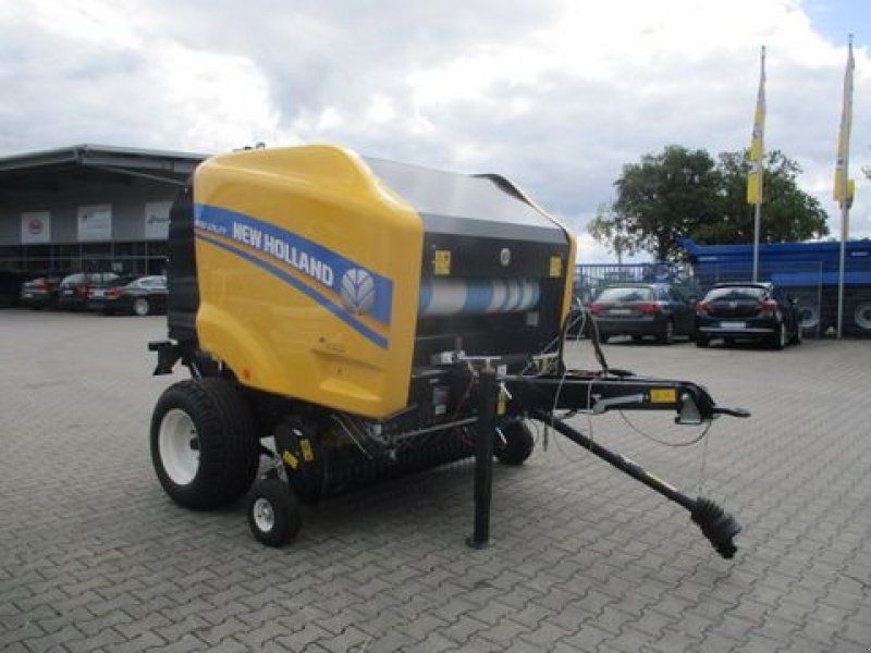 New Holland BR 150 Utility