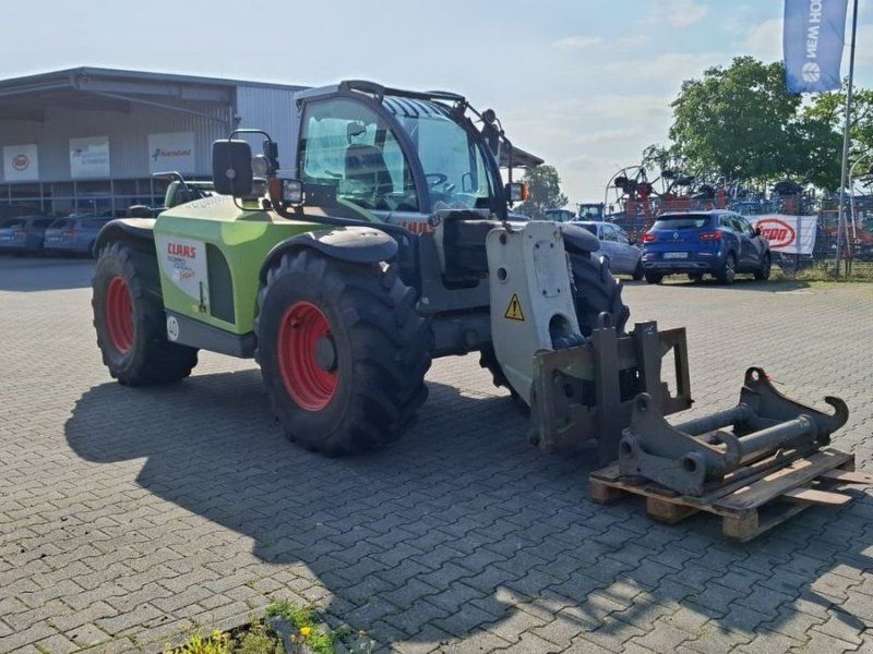 Claas Scorpion 7040 Plus Varipower