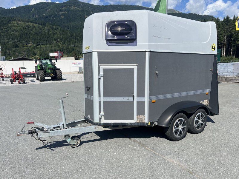 Humbaur Pferde HT 2000