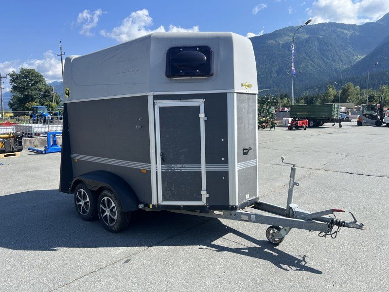 Humbaur Pferde HT 2000