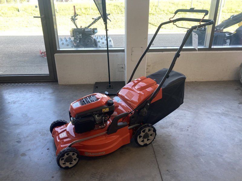 Husqvarna LC 253S
