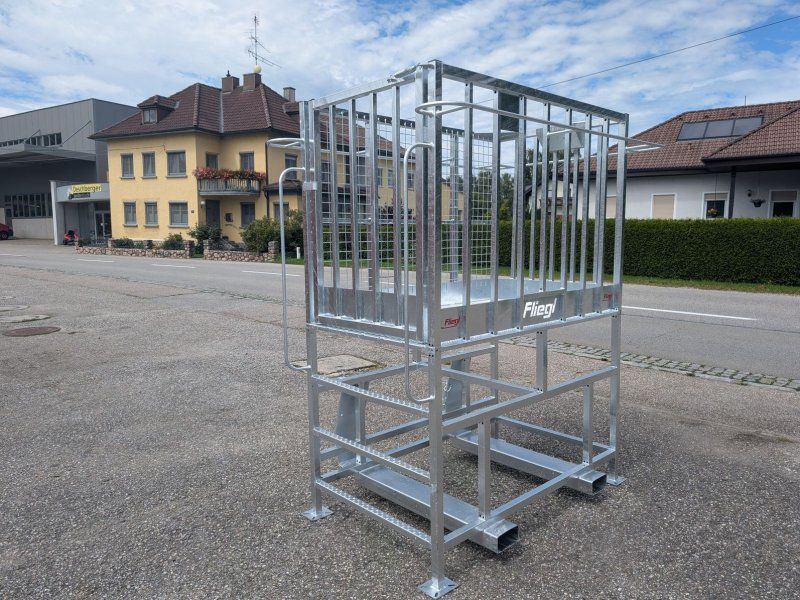 Fliegl Arbeitskorb/Arbeitsbühne hoch mit Euro-Aufnahme