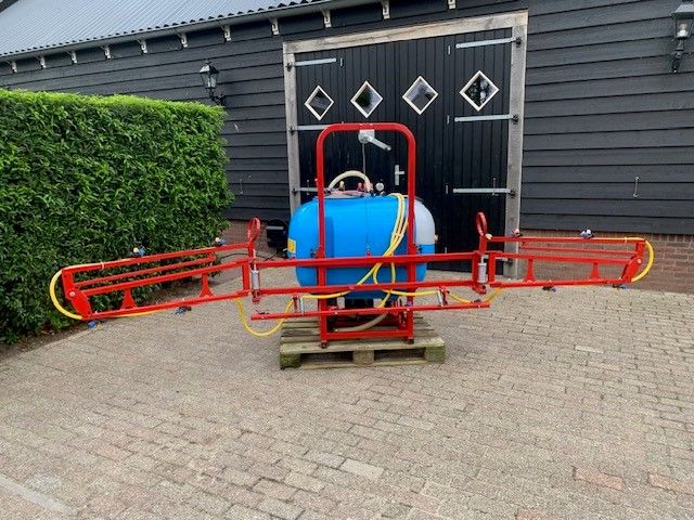 Veldspuit 300 liter 6 m BIARDZKI
