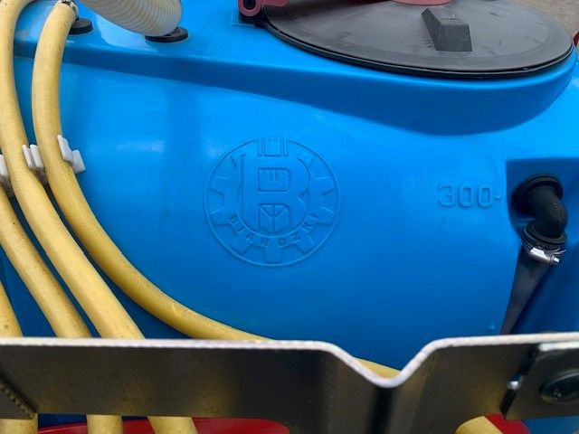 Veldspuit 300 liter 6 m BIARDZKI