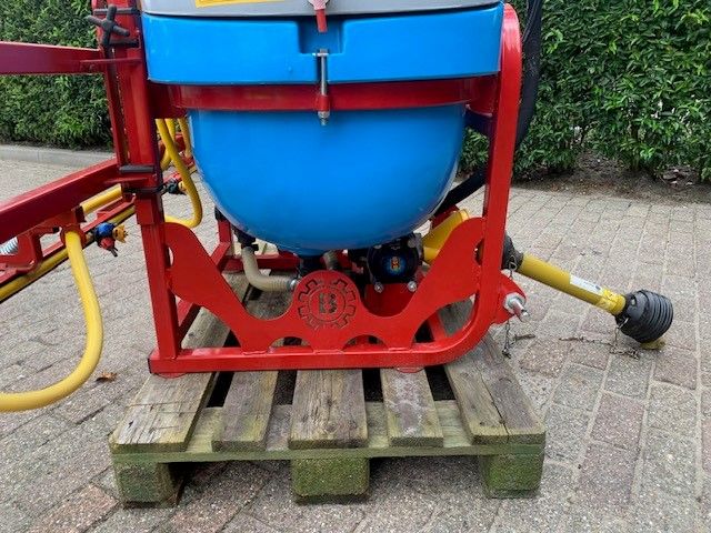 Veldspuit 300 liter 6 m BIARDZKI