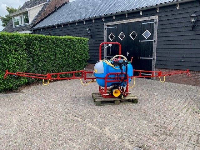 Veldspuit 300 liter 6 m BIARDZKI