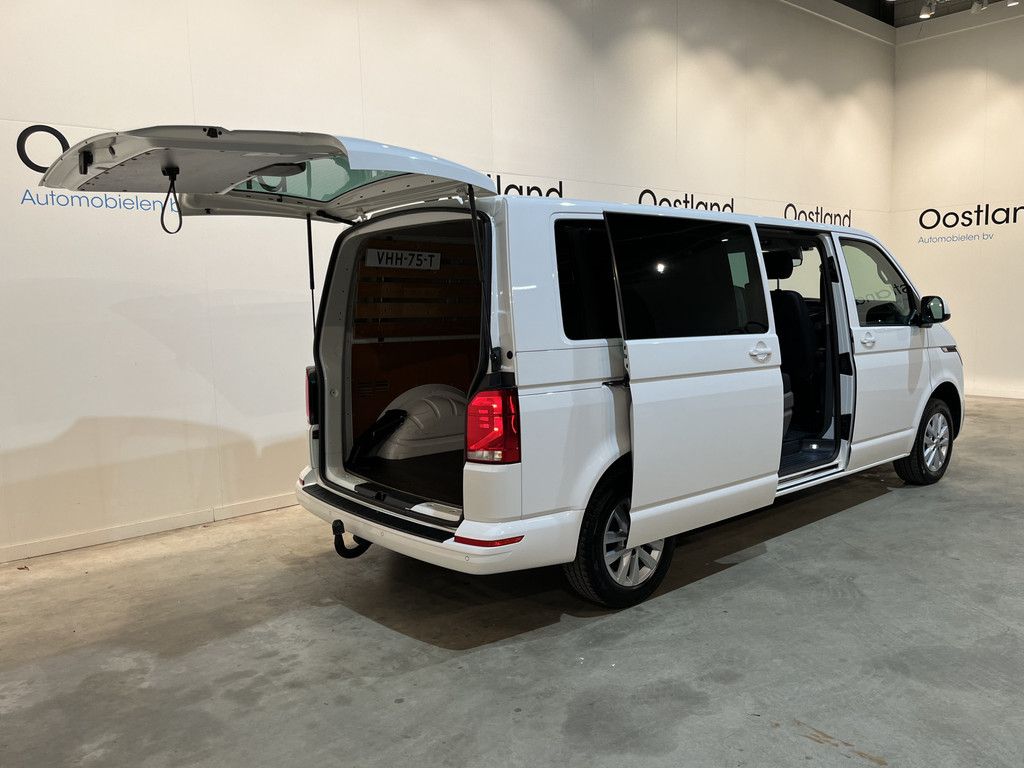 Volkswagen Transporter 2.0 TDI L2H1 30 DC Dubbel Cabine 150 PK Automaat / Euro 6 / Airco / Cruise Control / Camera / CarPlay / Trekhaak / Navigatie / Klep