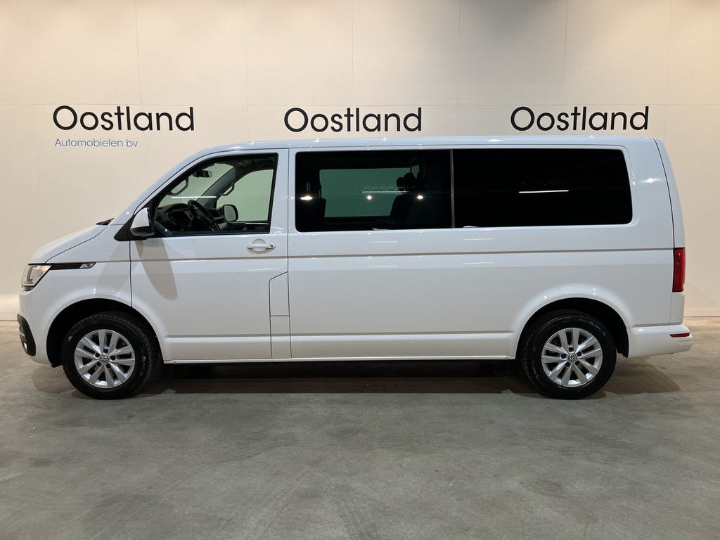 Volkswagen Transporter 2.0 TDI L2H1 30 DC Dubbel Cabine 150 PK Automaat / Euro 6 / Airco / Cruise Control / Camera / CarPlay / Trekhaak / Navigatie / Klep