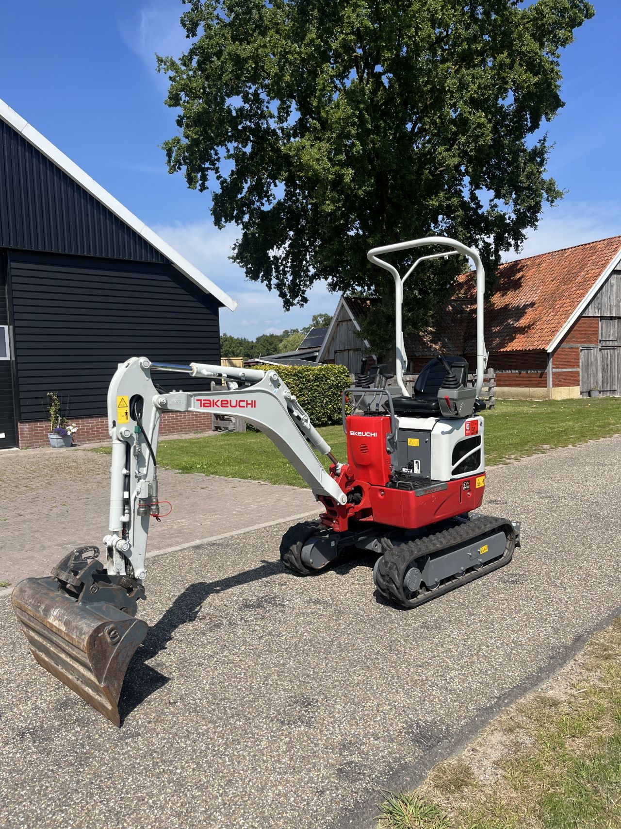 Takeuchi TB210R Bj 2023