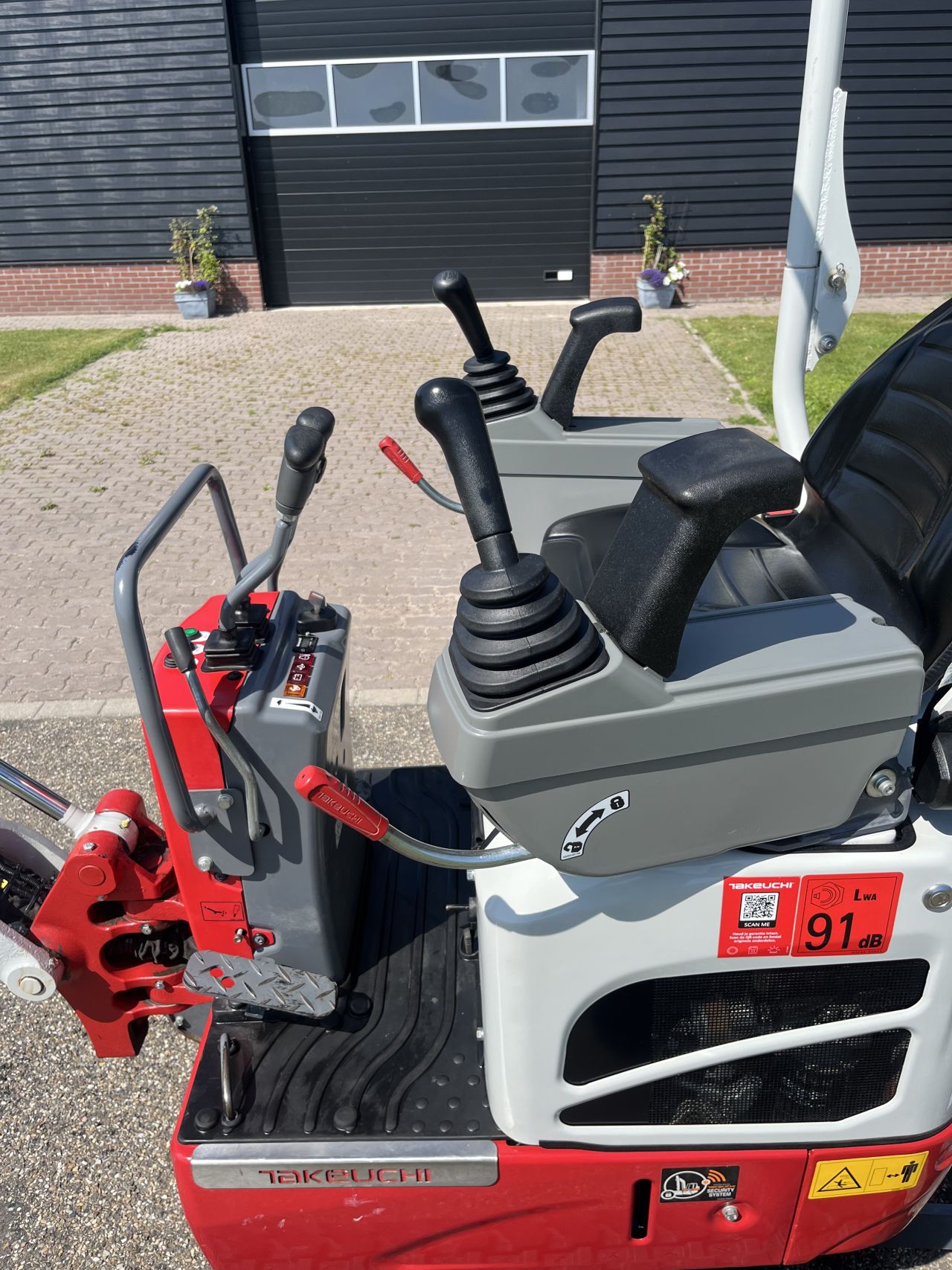 Takeuchi TB210R Bj 2023