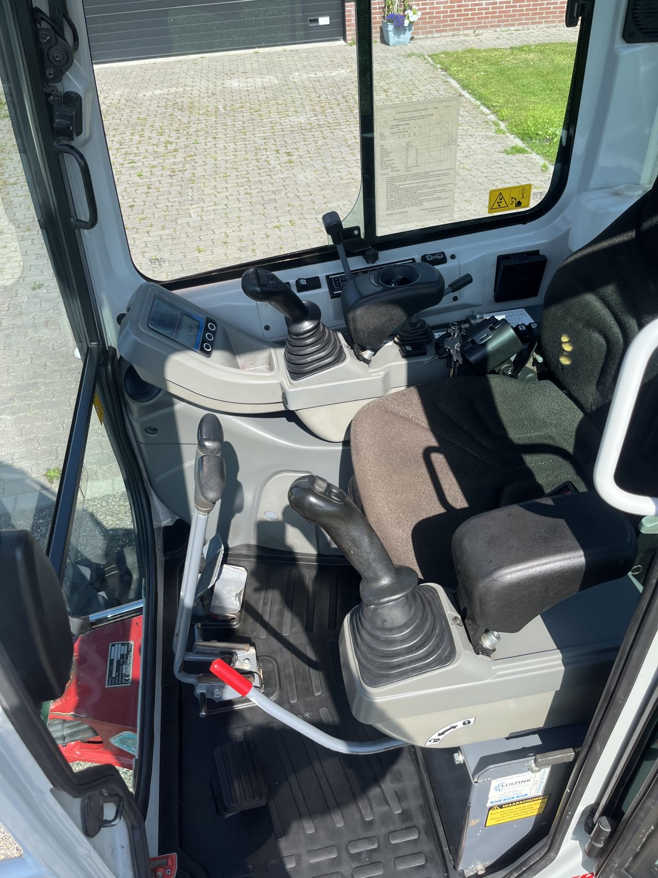 Takeuchi TB225 BJ 2020