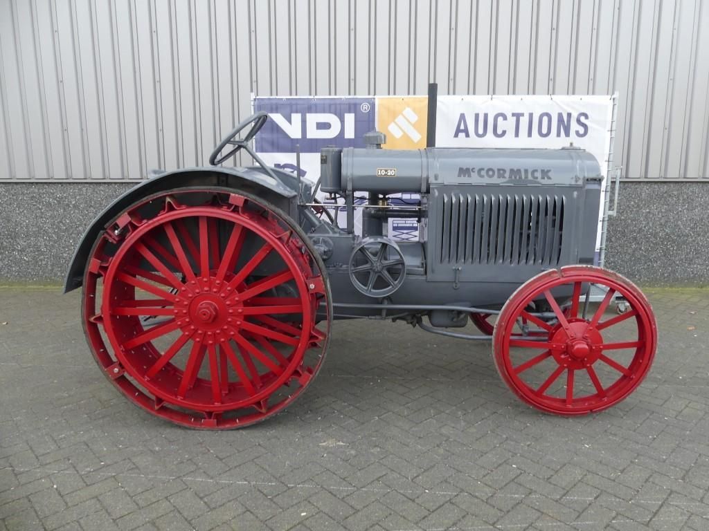 MC Cormick Deering International 10/20