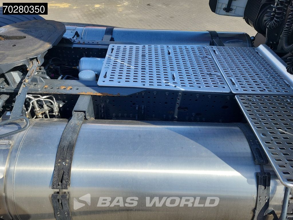 Iveco S-Way 460 4X2 Retarder 2x LNG Tanks ACC Navi LED Euro 6