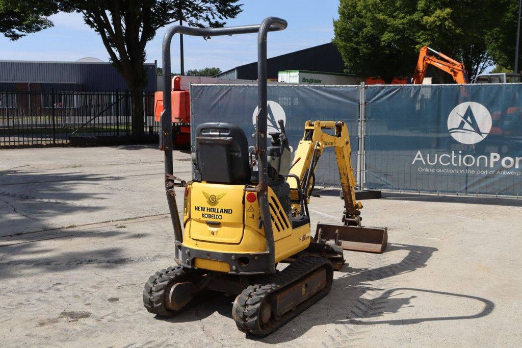 Mini excavator New Holland E9SR Diesel 2006