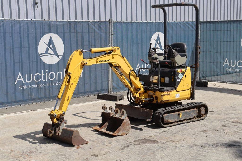 Mini excavator New Holland E9SR Diesel 2006