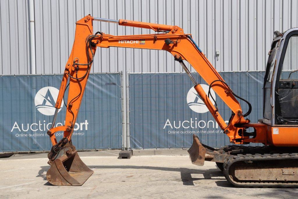 Rupsgraafmachine Hitachi EX45.2 Diesel 1999