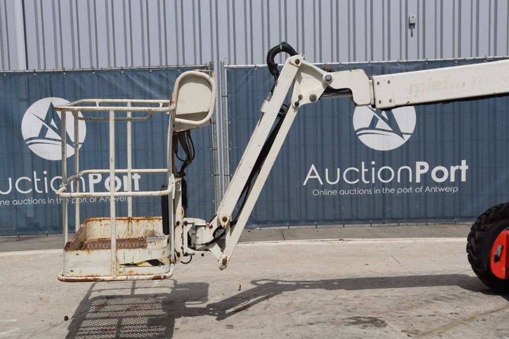Genie Z-34/22 Diesel 12.52m Articulated Boom Lift 2013