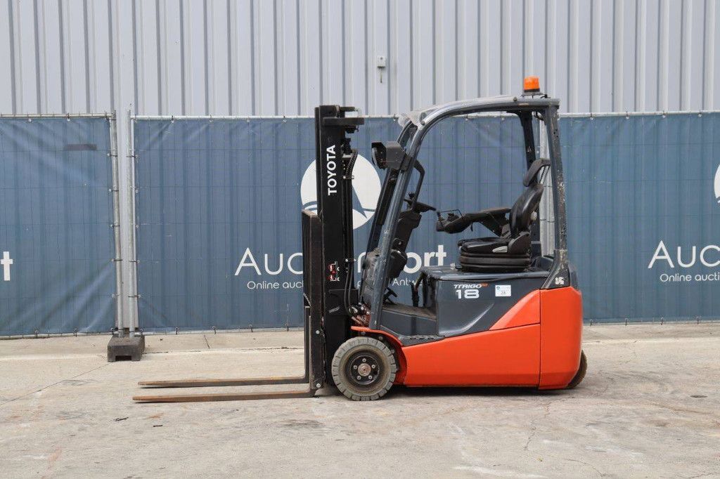 Toyota 8FBEK18T Electric Forklift 1800kg 3.0m 2016
