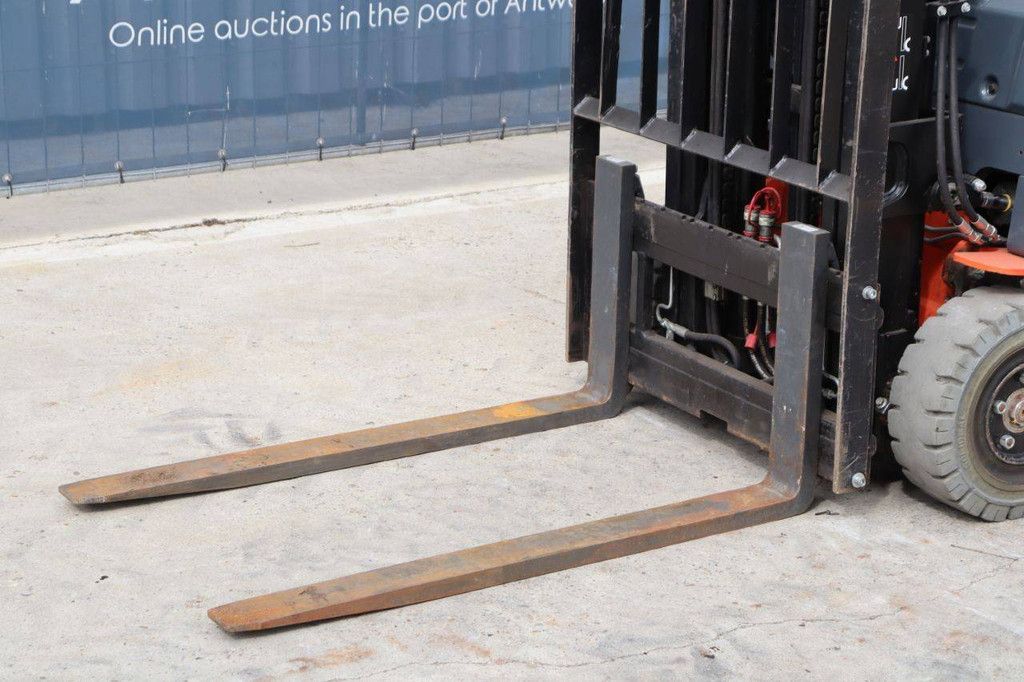 Toyota 8FBEK18T Electric Forklift 1800kg 3.0m 2016