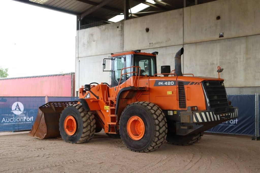 Wheel loader Doosan DL420 Diesel 2011