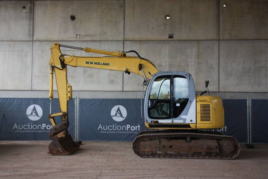 Crawler excavator New Holland E115SR Diesel 2010