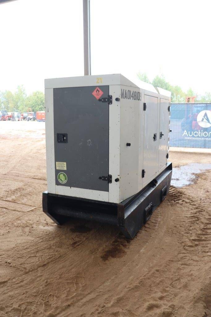 Generator SDMO R90C3 Diesel 2011 90kVA